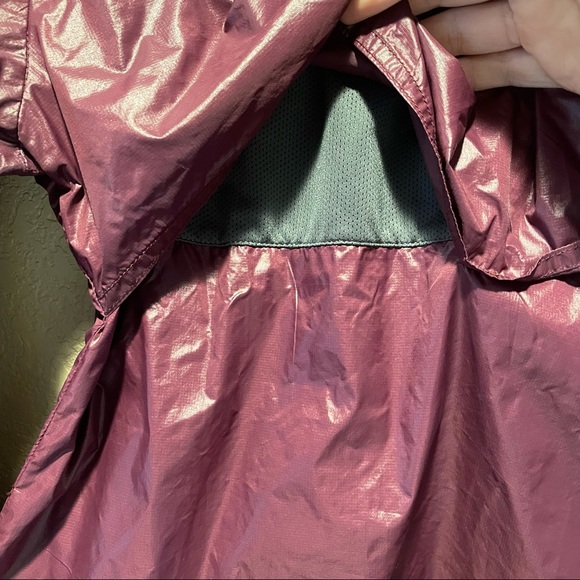 Oiselle Windbreaker - Picture 6 of 6